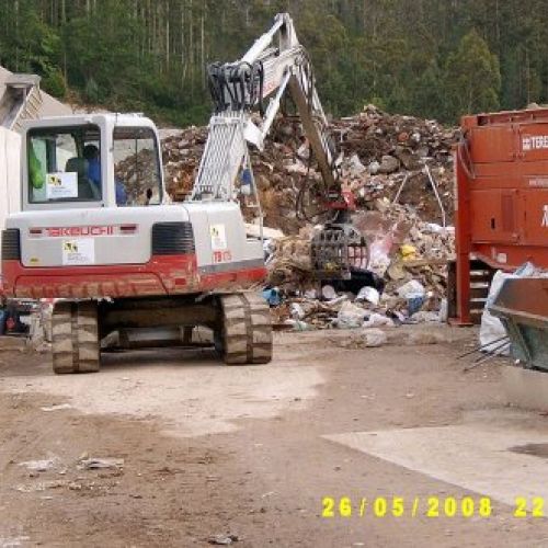 Trabajos y maquinaria (16)